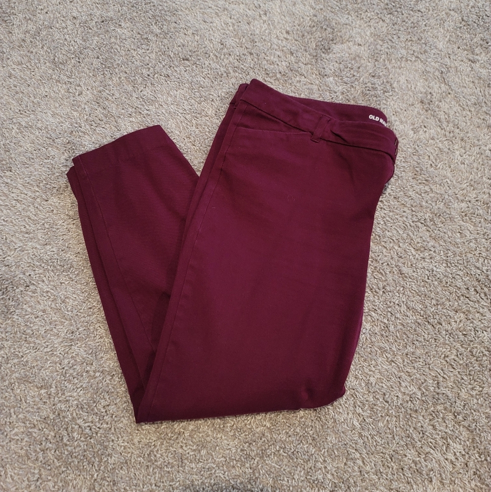 🍇 Old Navy Mid-Rise Pixie Skinny Ankle Pant in Winter Wine Women's Size 16🍇